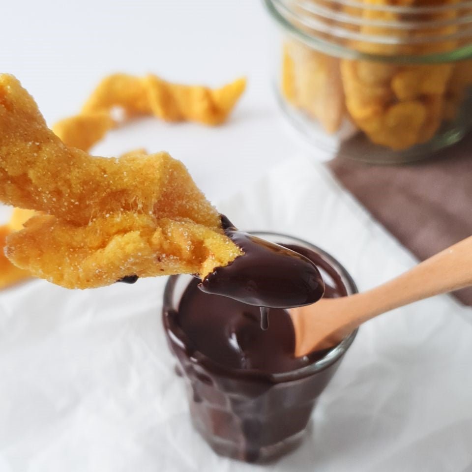 Gluten free Wonton Twist with Dark Chocolate Dipping Sauce